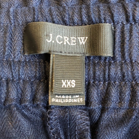 Dark blue linen style shorts from J Crew size Xxs - Picture 2 of 2